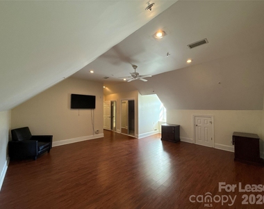 14009 Thompson Road - Photo Thumbnail 38