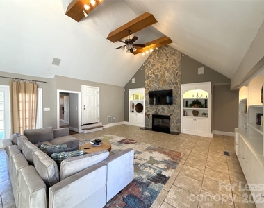 14009 Thompson Road - Photo Thumbnail 17
