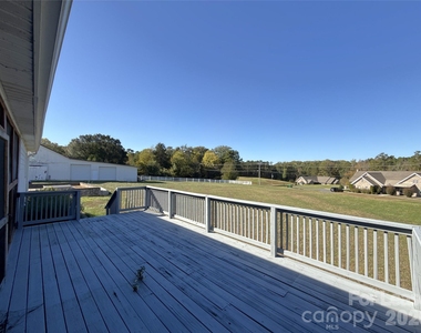 14009 Thompson Road - Photo Thumbnail 41