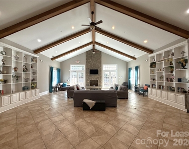 13931 Thompson Road - Photo Thumbnail 5