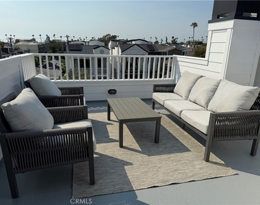 512 Jasmine Avenue - Photo Thumbnail 14