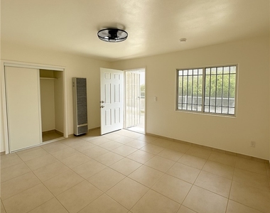 113 W 97th - Photo Thumbnail 2
