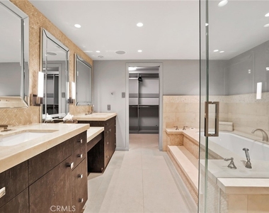 601 Lido Park - Photo Thumbnail 20