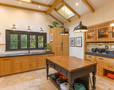 4880 Queen Florence Lane - Photo Thumbnail 3