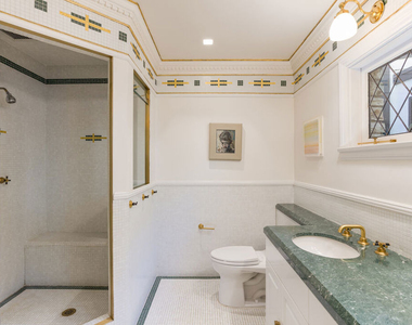4880 Queen Florence Lane - Photo Thumbnail 23