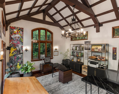 4880 Queen Florence Lane - Photo Thumbnail 26