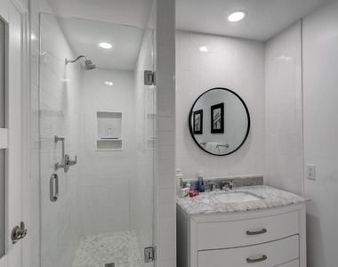 6 Lexington Lane E - Photo Thumbnail 30