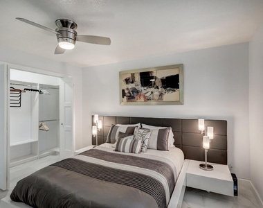 6 Lexington Lane E - Photo Thumbnail 27