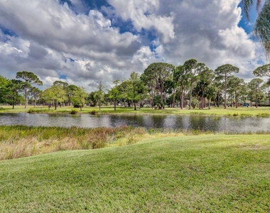 6 Lexington Lane E - Photo Thumbnail 45