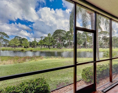 6 Lexington Lane E - Photo Thumbnail 40