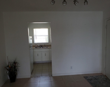 235 Lake Dora Drive - Photo Thumbnail 4
