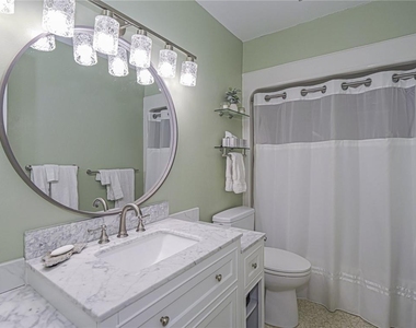 1 Vista Palm Lane - Photo Thumbnail 16