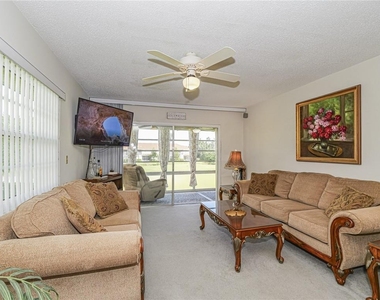 1 Vista Palm Lane - Photo Thumbnail 3
