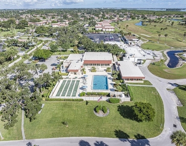 1 Vista Palm Lane - Photo Thumbnail 19