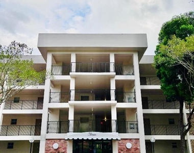 2900 N Palm Aire Drive - Photo Thumbnail 18