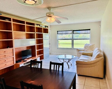 2900 N Palm Aire Drive - Photo Thumbnail 2