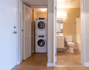 1710 N Fuller Ave - Photo Thumbnail 22