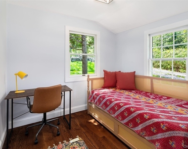 9 S Shore Drive - Photo Thumbnail 17