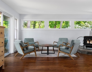 9 S Shore Drive - Photo Thumbnail 8