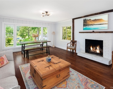 9 S Shore Drive - Photo Thumbnail 12