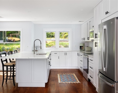 9 S Shore Drive - Photo Thumbnail 9