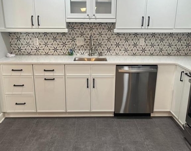 11430 Strand Drive - Photo Thumbnail 5