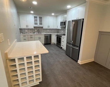 11430 Strand Drive - Photo Thumbnail 6