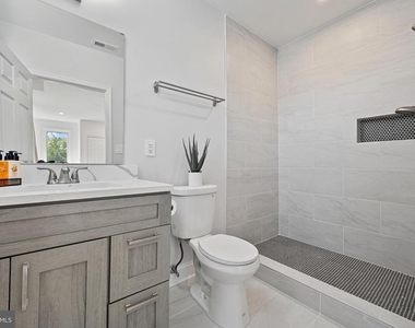 708 Hankin Street - Photo Thumbnail 18