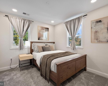 708 Hankin Street - Photo Thumbnail 7