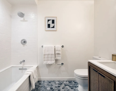 420 East 54th Street, Unit 1601 - Photo Thumbnail 5