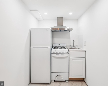 758 19th Street Ne - Photo Thumbnail 9