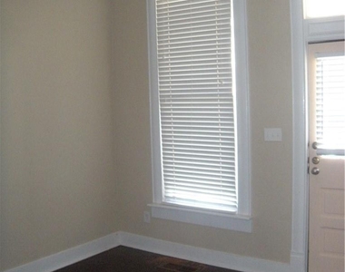 915 W 23rd St - Photo Thumbnail 16