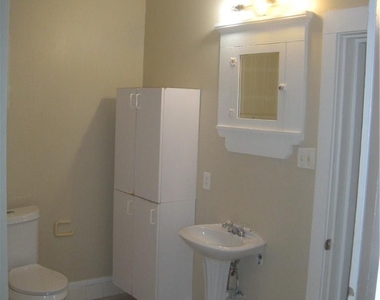 915 W 23rd St - Photo Thumbnail 18
