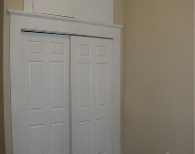915 W 23rd St - Photo Thumbnail 20