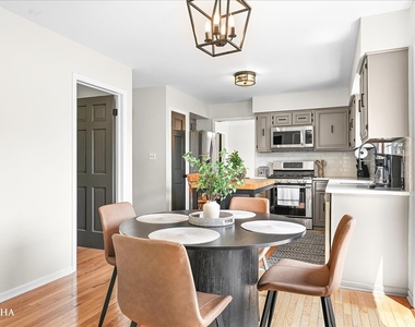 1012 Bainbridge Drive - Photo Thumbnail 12