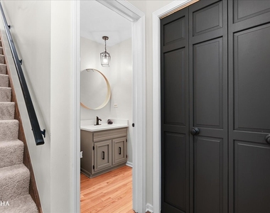 1012 Bainbridge Drive - Photo Thumbnail 20