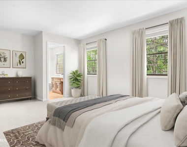 1012 Bainbridge Drive - Photo Thumbnail 24