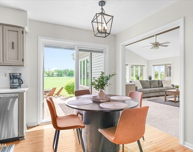 1012 Bainbridge Drive - Photo Thumbnail 13