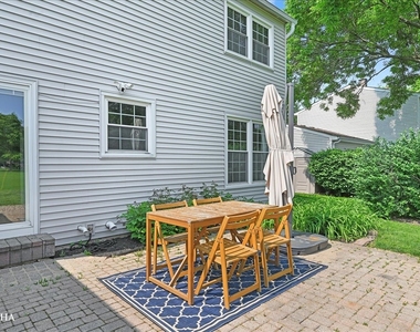1012 Bainbridge Drive - Photo Thumbnail 37