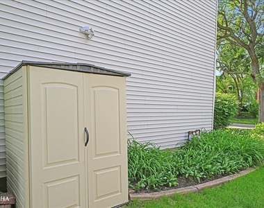 1012 Bainbridge Drive - Photo Thumbnail 38