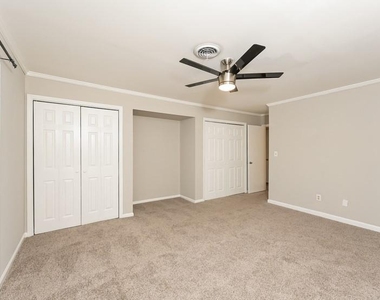 2505 W Broad Street - Photo Thumbnail 7