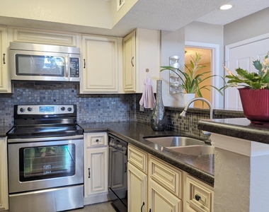 10855 Meadowglen Lane - Photo Thumbnail 1