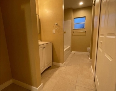 621 Joel Boulevard - Photo Thumbnail 7