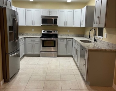 621 Joel Boulevard - Photo Thumbnail 3