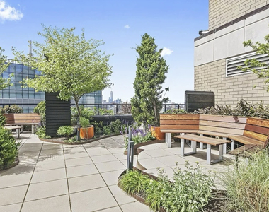 401 East 34th Street, Unit N26c - Photo Thumbnail 6