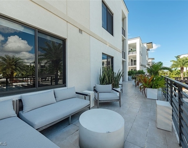 1111 Central Avenue - Photo Thumbnail 11