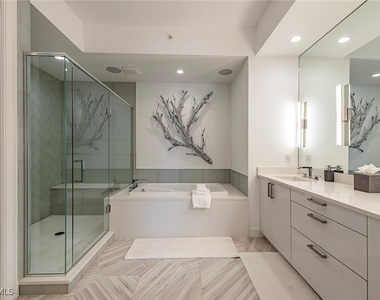 1111 Central Avenue - Photo Thumbnail 3