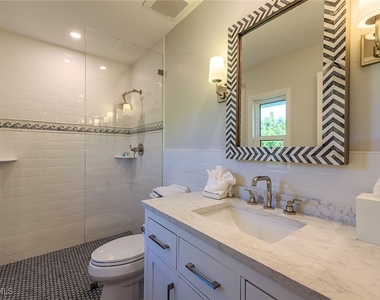 301 Ridge Drive - Photo Thumbnail 8
