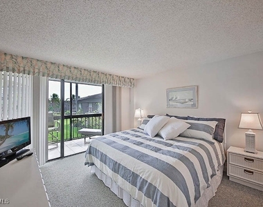 651 Seaview Court - Photo Thumbnail 12
