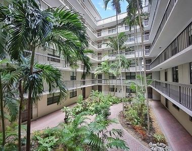 651 Seaview Court - Photo Thumbnail 14